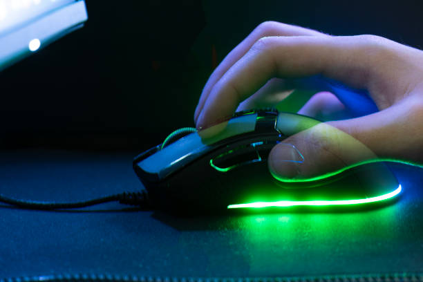 Kenapa Banyak Pro Player Masih Setia dengan Mouse Gaming Kabel? Yuk, Cari Tahu!