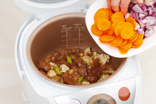 Biar Selalu Aman, Ini Hal-Hal yang Harus Dihindari Saat Menggunakan Rice Cooker!