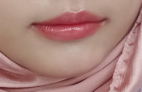 Soulyu Intense Stay Lip Stain Shade 04 dan 09: Beneran Long Lasting Atau Cuma Marketing?