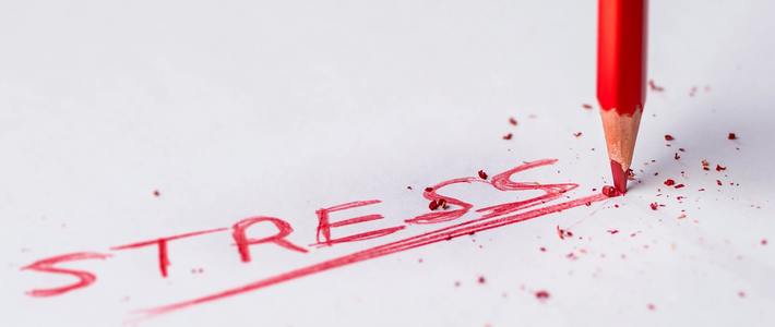 Cara Menggunakan Rautan Meja Putar Agar Pensil Tidak Mudah Patah