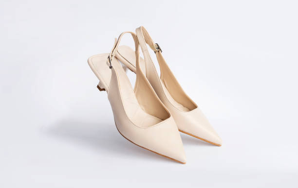 Biar Nggak Pegal Saat Kencan Sama Doi, Pakai Sepatu Wanita Model Ini!