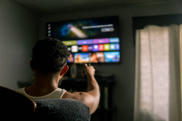 Google TV vs Smart TV Biasa, Mana yang Lebih Worth It Buat Kamu?