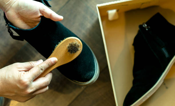 Panduan Aman Menyikat Sepatu untuk Semua Jenis Material