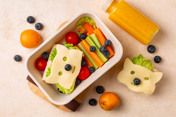7 Tips Menyiapkan Bekal Anak ke Sekolah, Orang Tua Wajib Tahu Ya!