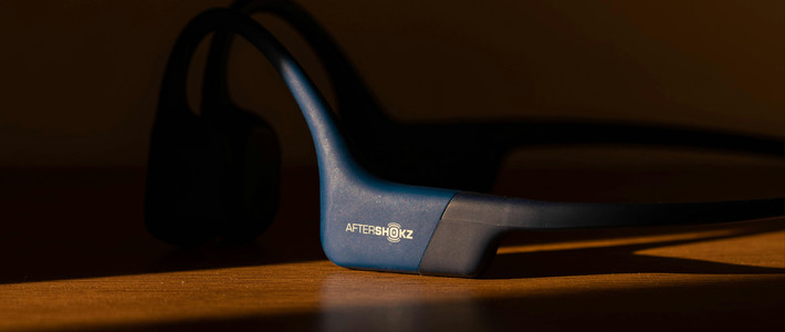 Bisa Dengar Musik Sekaligus Ngobrol? Ini Rahasia Kecanggihan Open Ear Earphone