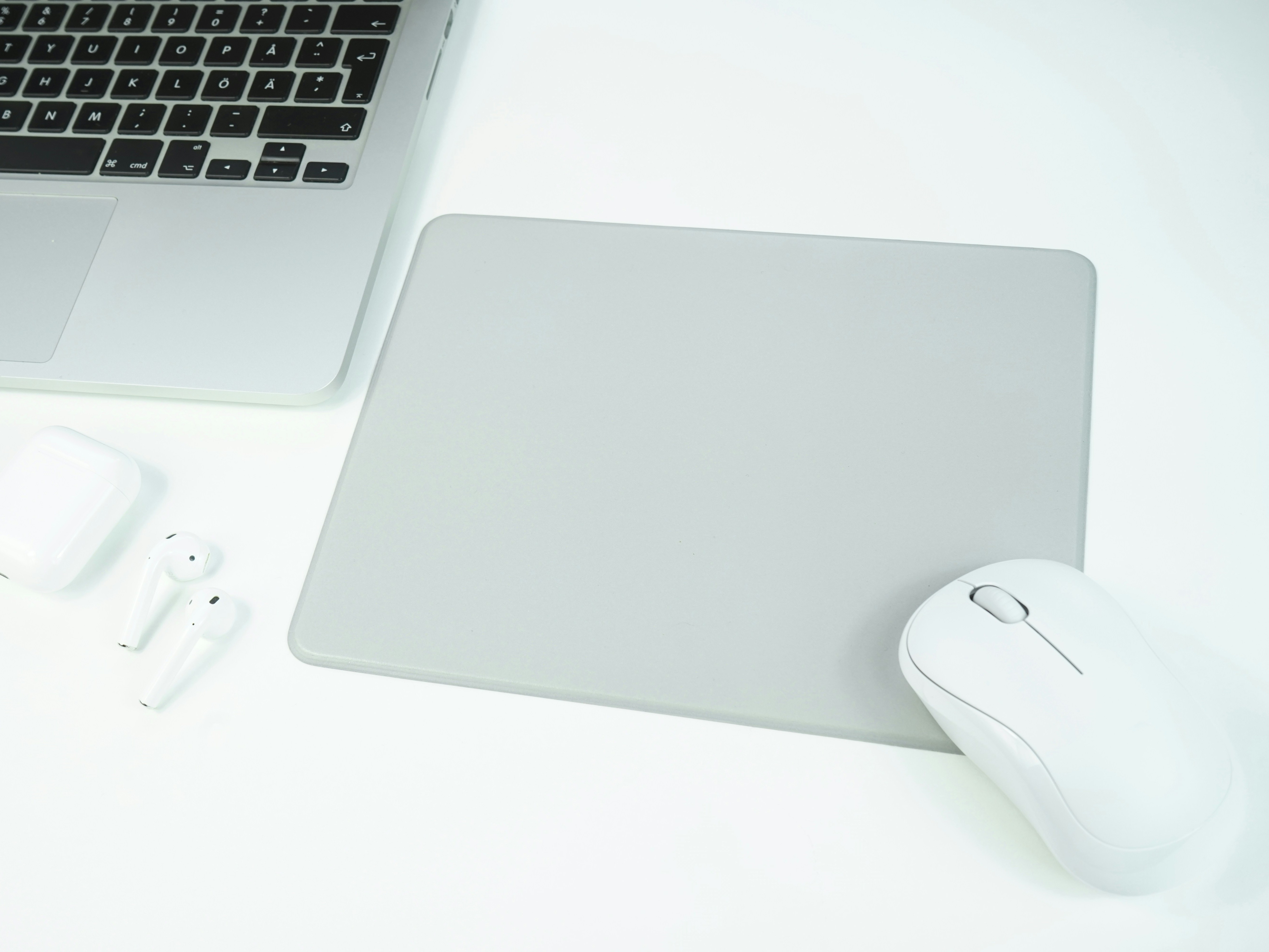 Biar Nggak Pegal, Begini Cara Pilih Mouse Pad Paling Nyaman Buat Kerja & Desain