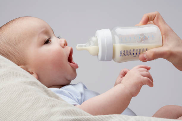 5 Tips Memilih Botol Dot untuk Bayi, Kapan Perlu Diganti?