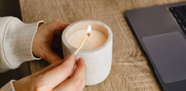 5 Trik Rahasia Scented Candle Tidak Cepat Habis, Cek Cara Bakarnya