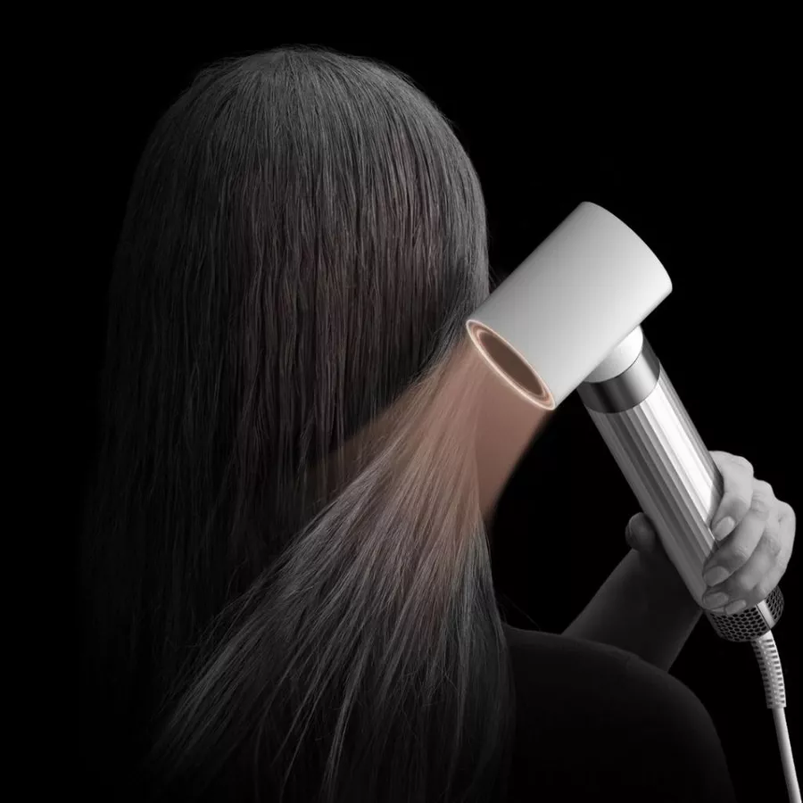 Lupakan Koleksi Alat Rambutmu, Multi Hair Styler Ini Adalah Satu-satunya yang Kamu Perlu