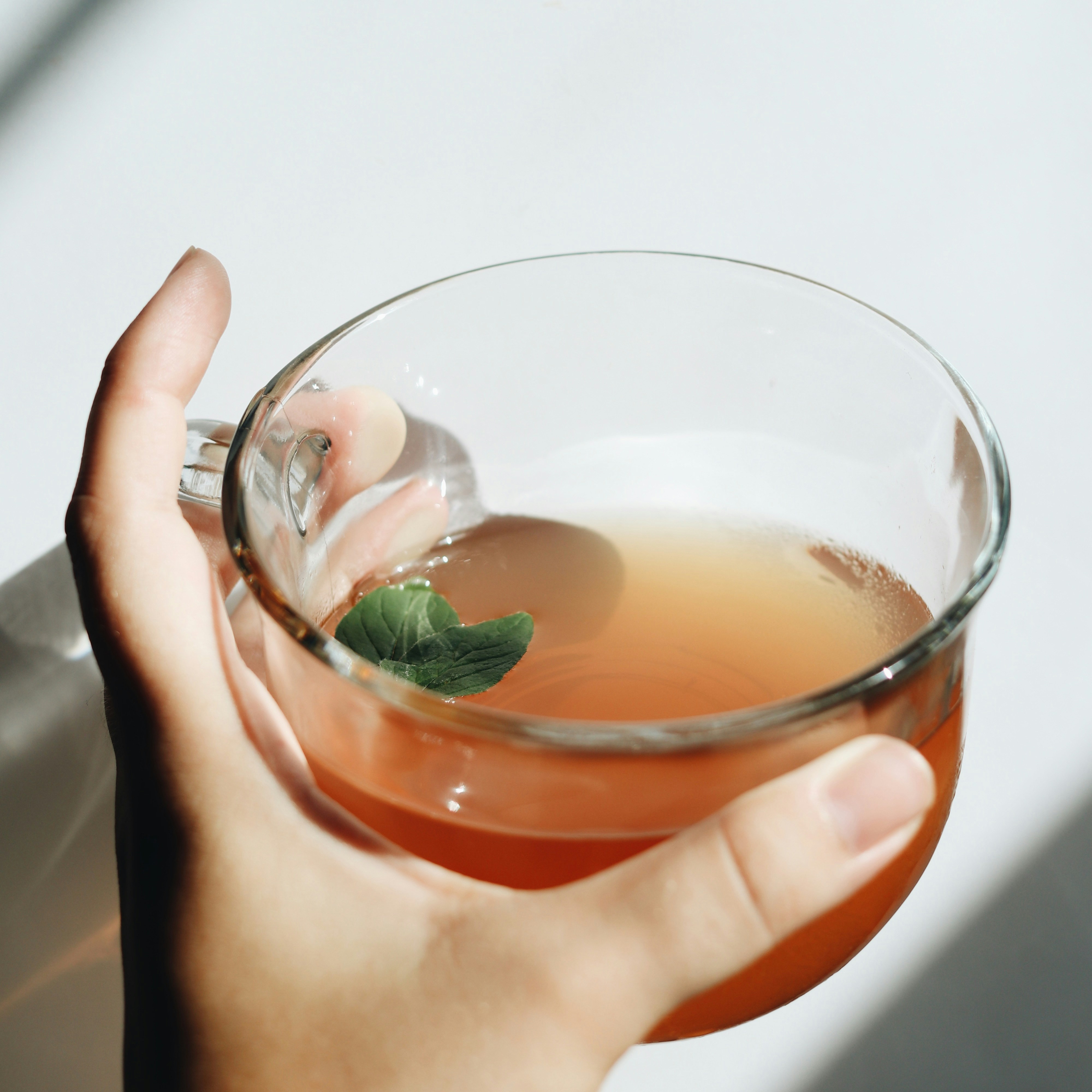 Dari Perut hingga Pikiran, Inilah Manfaat Teh Peppermint yang Menenangkan