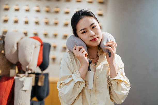 5 Ide Kado Kaum Jompo, Buat Teman Muda yang Dikit-Dikit Ngeluh Soal Badannya