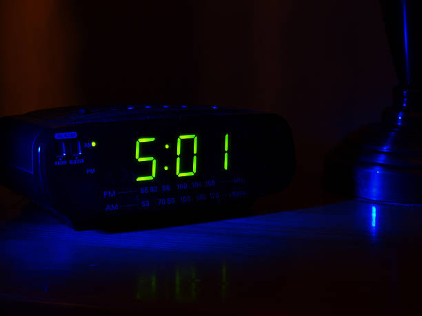Kenapa Alarm HP-mu Adalah Musuh Produktivitas dan Kenapa Kamu Butuh Smart Alarm