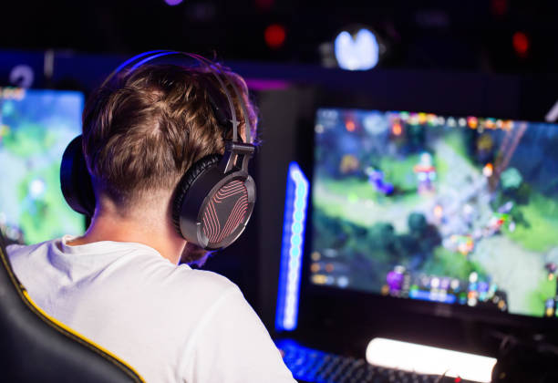 Dear Gamers, Begini Cara Pakai Headset Gaming Agar Nyaman Dipakai Lama