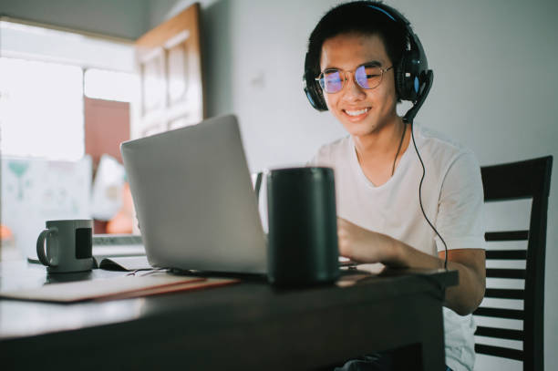 Produktivitas Naik! 5 Tools Simple untuk Meningkatkan Mood Saat Kerja di Laptop