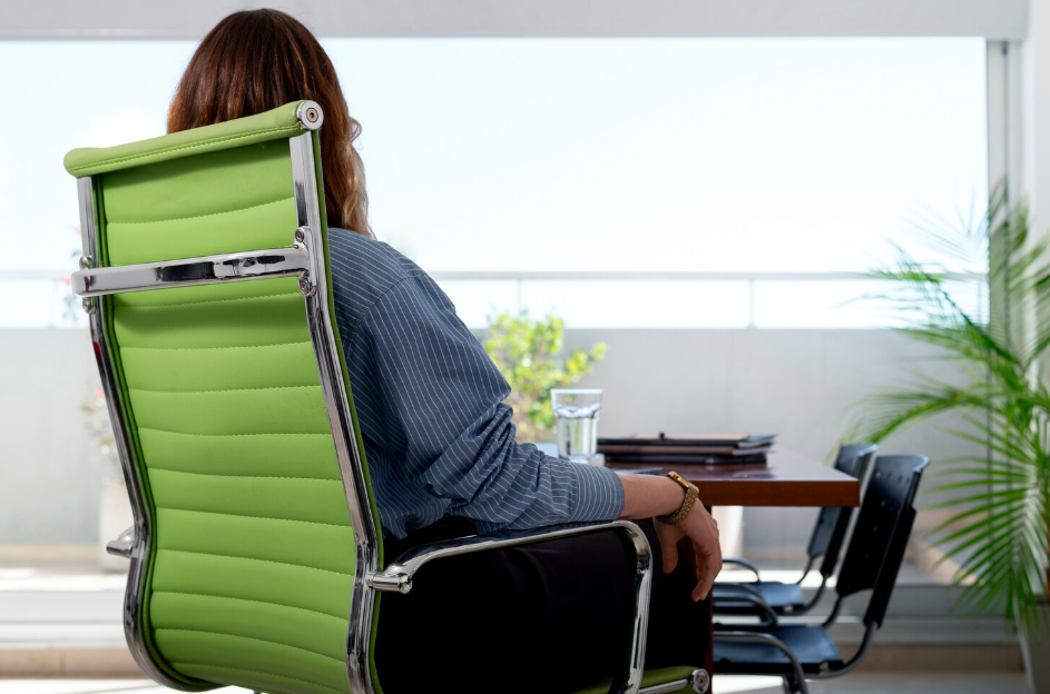 7 Tips Memilih Kursi Kerja Ergonomis yang Bikin Jadi Lebih Produktif