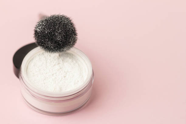 Perbedaan Apa Bedanya Bedak Translucent dan Loose Powder?