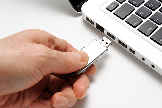 Punya Laptop Baru? Pastikan Kamu Punya 5 Barang Ini