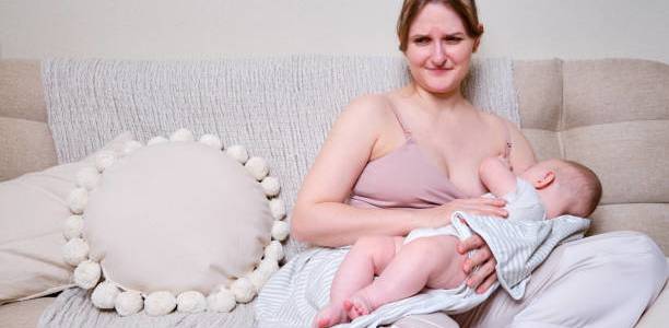 Payudara Terasa Nyeri dan Sensitif? Trik Memilih Bra Menyusui yang Lebih Nyaman