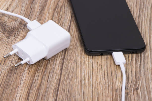 Apakah Kamu Benar Benar Butuh Charger Besar? Kenyataannya Adaptor 30W Sudah Cukup
