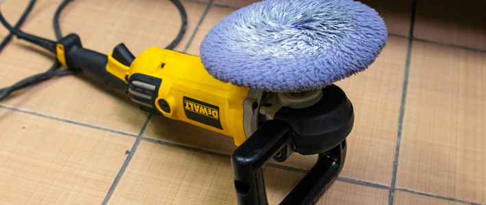 Bikin Mobil Kinclong Sendiri, Panduan Lengkap Memilih Polisher untuk Pemula