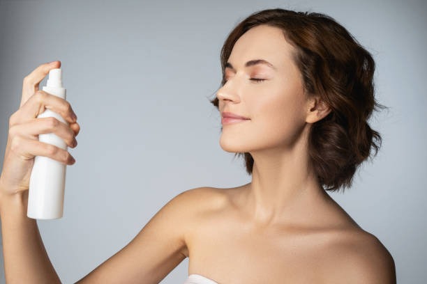 Glow Sepanjang Hari dengan Setting Spray, Sudah Tahu Waktu Tepat Memakainya?