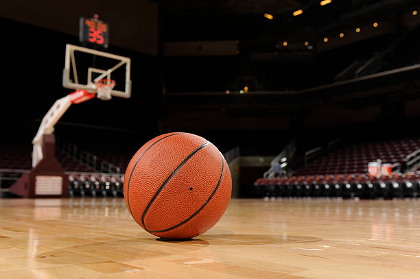 7 Tips Mengatur Tekanan Bola Basket agar Pantulan Lebih Stabil