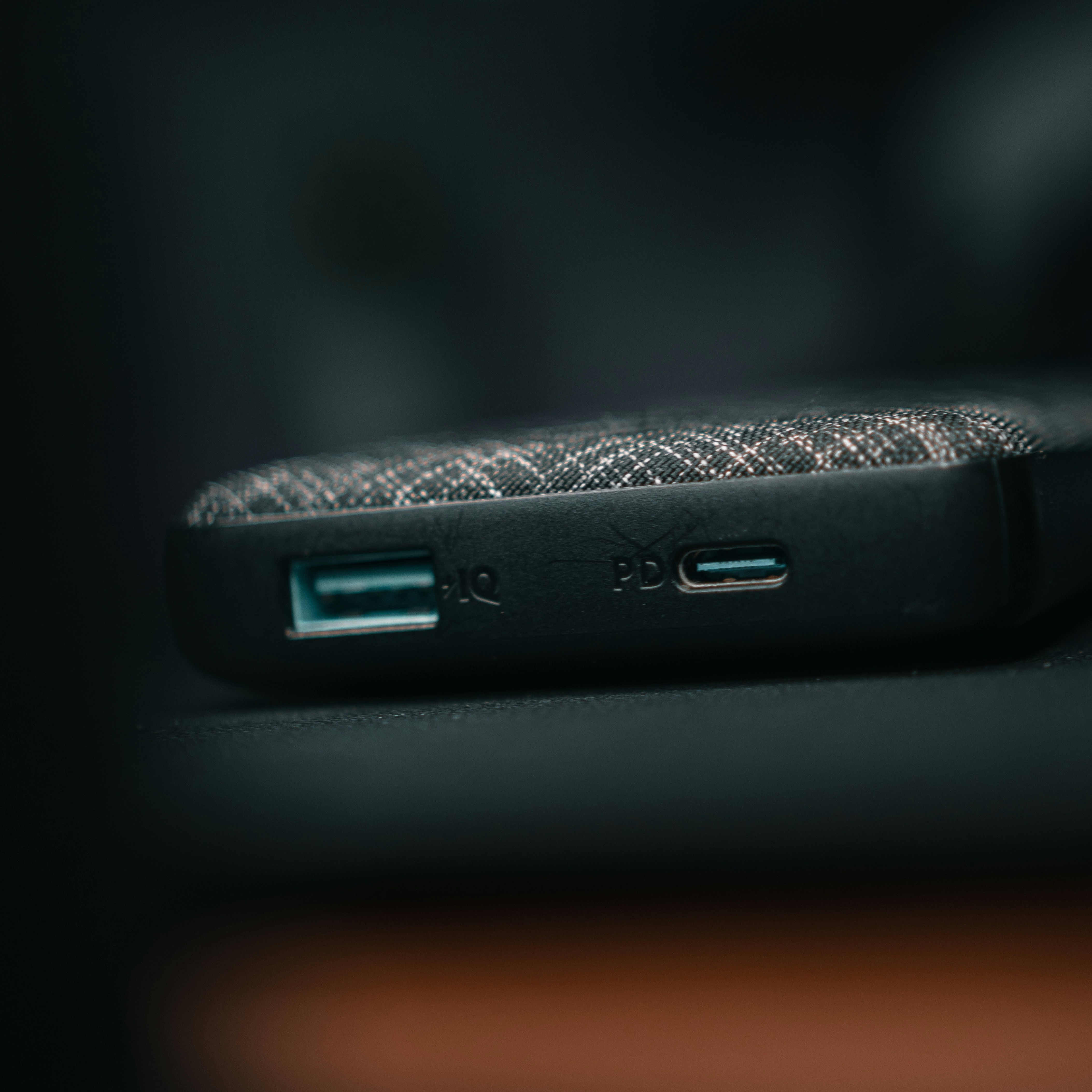 Terlalu Besar atau Justru Pas? Kelebihan dan Kekurangan Powerbank 30.000 mAh