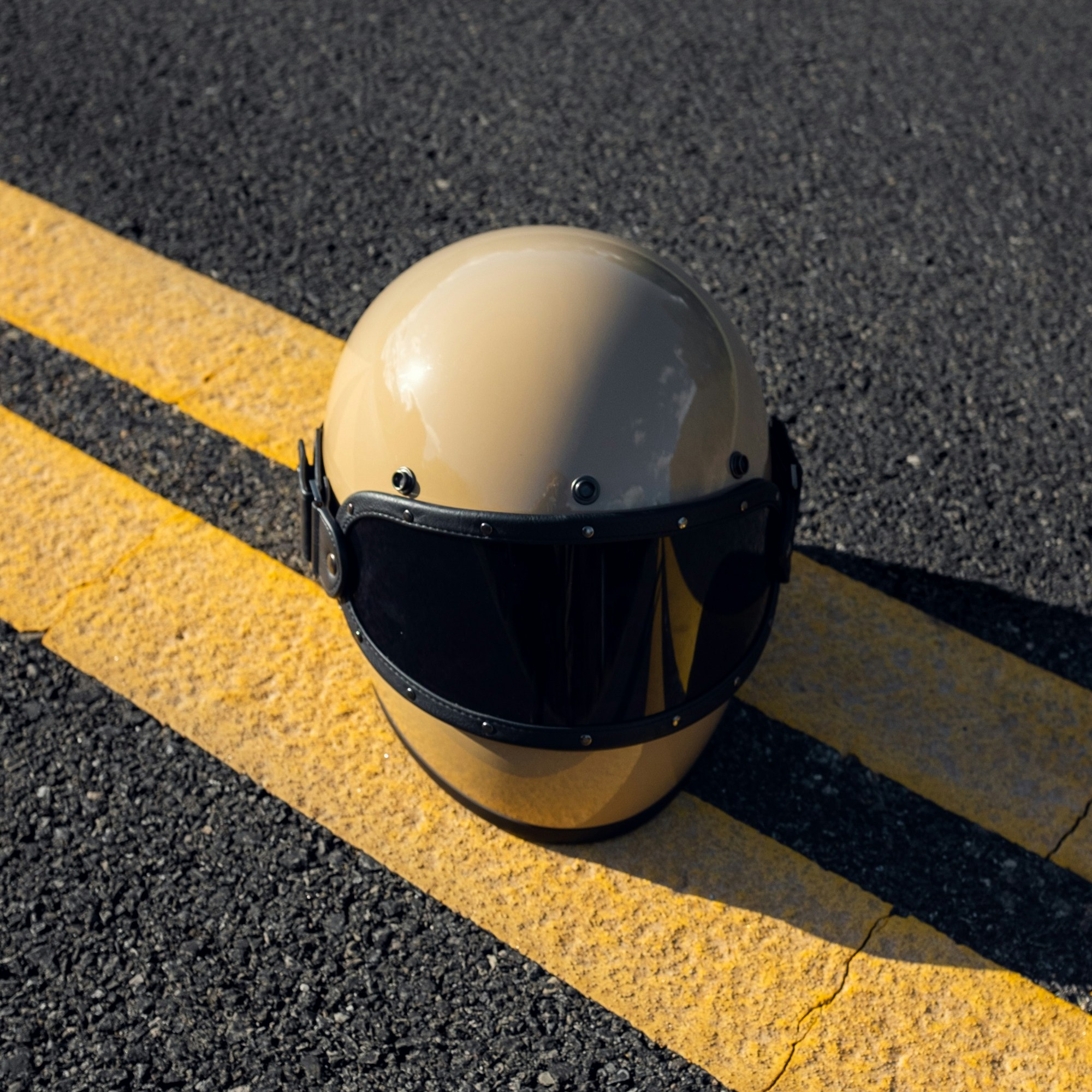 Helm Bau dan Kusam? Ternyata Cara Ngerawatnya Gampang Banget