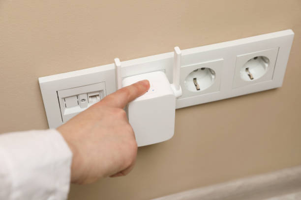Router Baru atau WiFi Extender, Mana yang Paling Cocok Untuk Rumah Kamu?