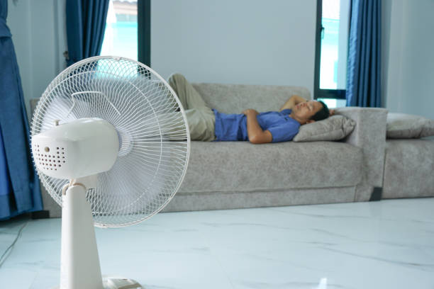 Fakta dan Mitos Tidur Pakai Kipas Angin, Aman atau Berbahaya?
