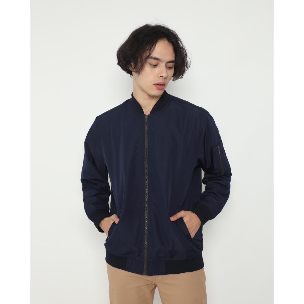 Kualitas Global! Cek 5 Fashion Item Best-Seller Erigo Ini