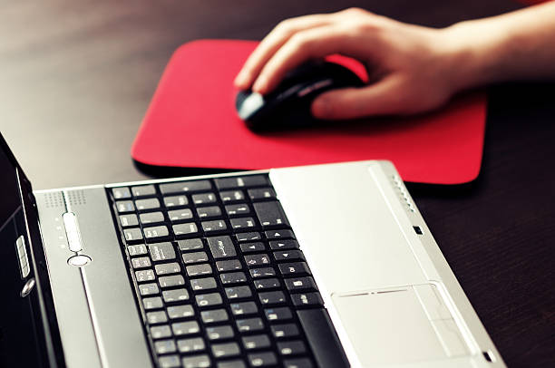 Mouse Pad Kamu Kotor? Bisa Bikin Performa Turun Lho