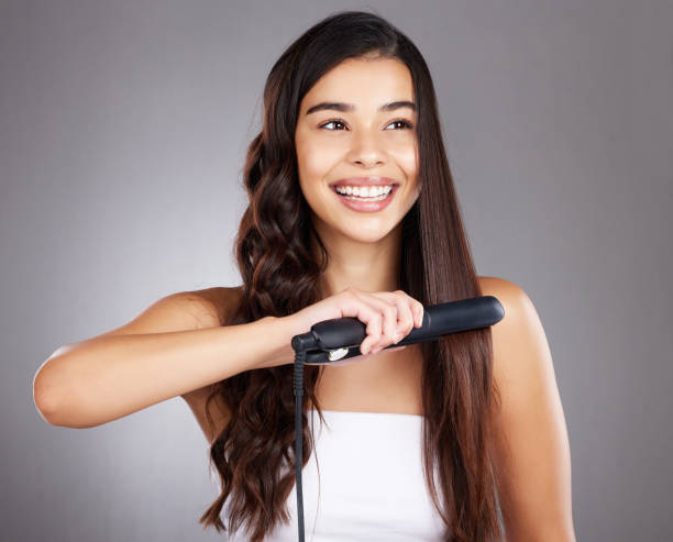Cara Pakai Hair Straightener yang Aman Supaya Rambut Tidak Rusak