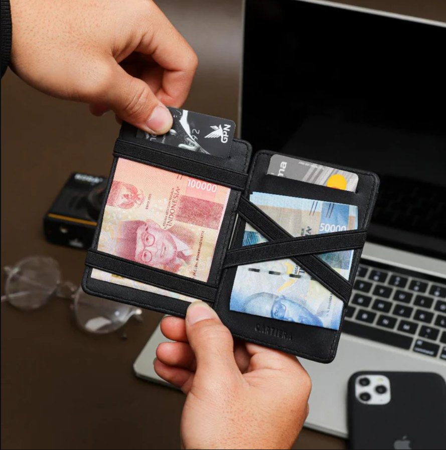 Goodbye Dompet Gendut! Cartiera Gala Wallet, Dompet Paling Stylish dan Praktis