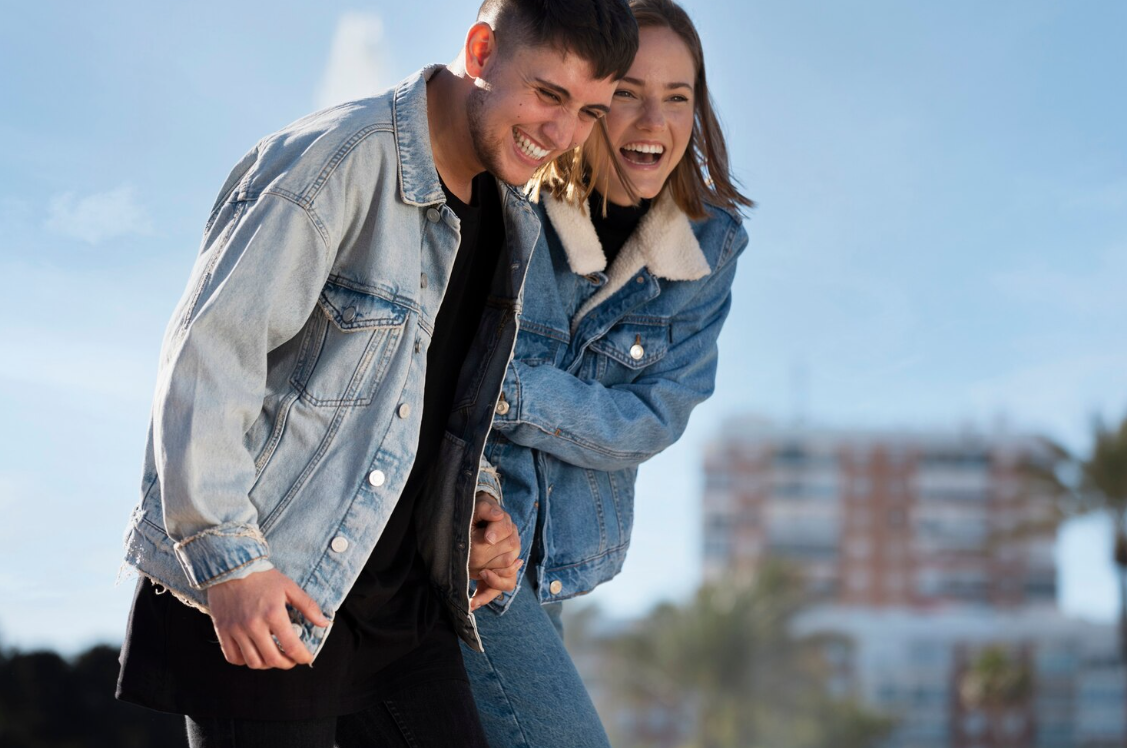 Tips Memilih Jaket Denim yang Cocok untuk Semua Bentuk Tubuh