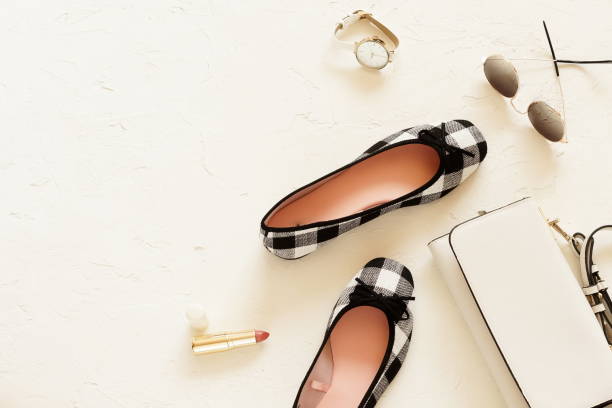 Tips Memilih Flatshoes Wanita Sesuai Bentuk Kaki