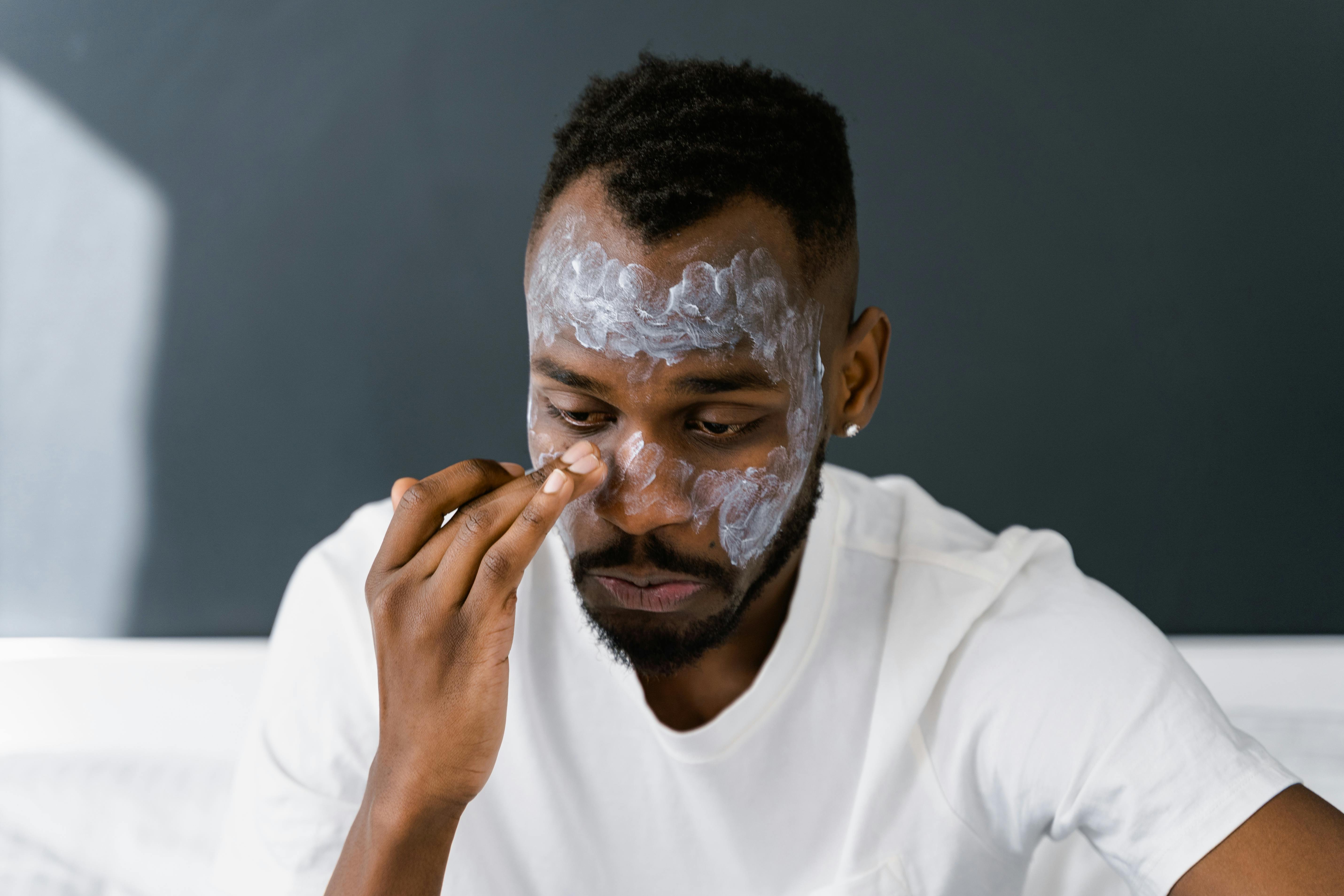 Ini Alasan Sunscreen Wajib Dipakai Setiap Hari Meskipun di Dalam Ruangan atau Cuaca Mendung!