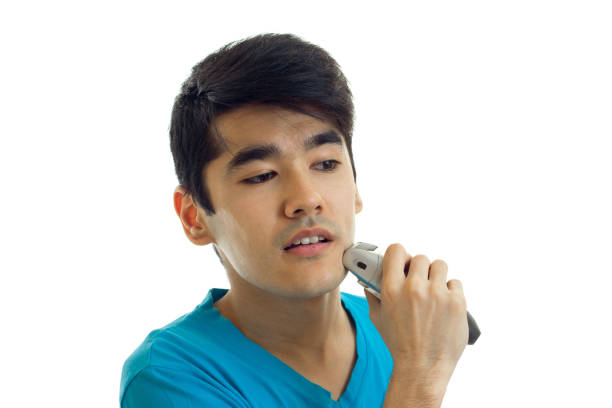 5 Tips Cukur Kumis dan Jenggot Nggak Ribet, Coba Pakai Alat Elektrik