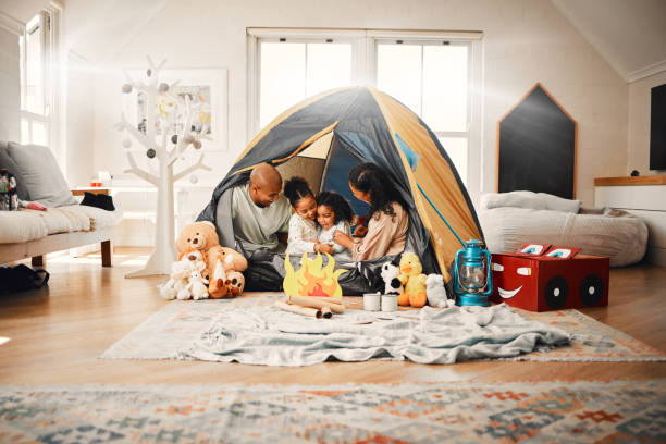 Lagi Hujan Tapi Mau Petualangan? Simsalabim, Ciptakan Glamping Mewah di Kamar Tidur!