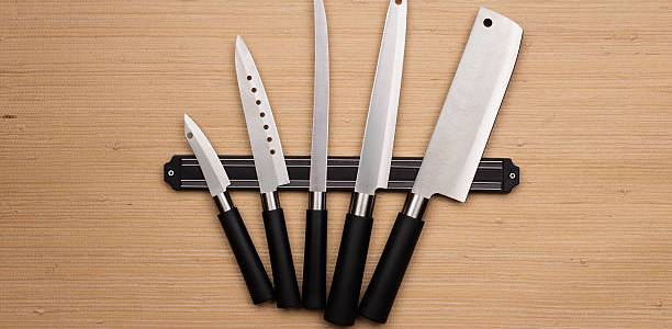 7 Tips Memilih Set Pisau Dapur yang Ergonomis agar Nyaman dan Aman di Tangan