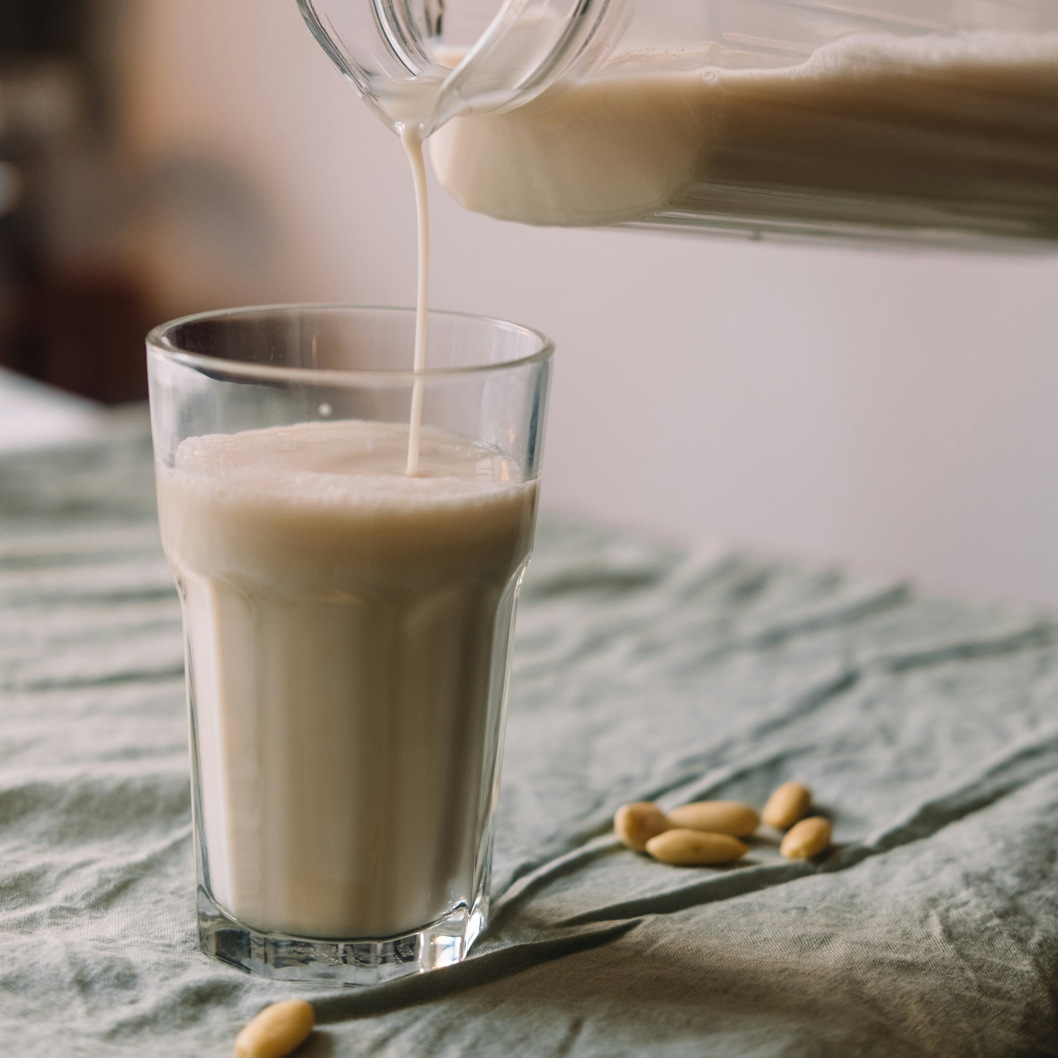 Kenapa Almond Milk Bisa Jadi Pilihan Tepat untuk Diet dan Gaya Hidup Sehat