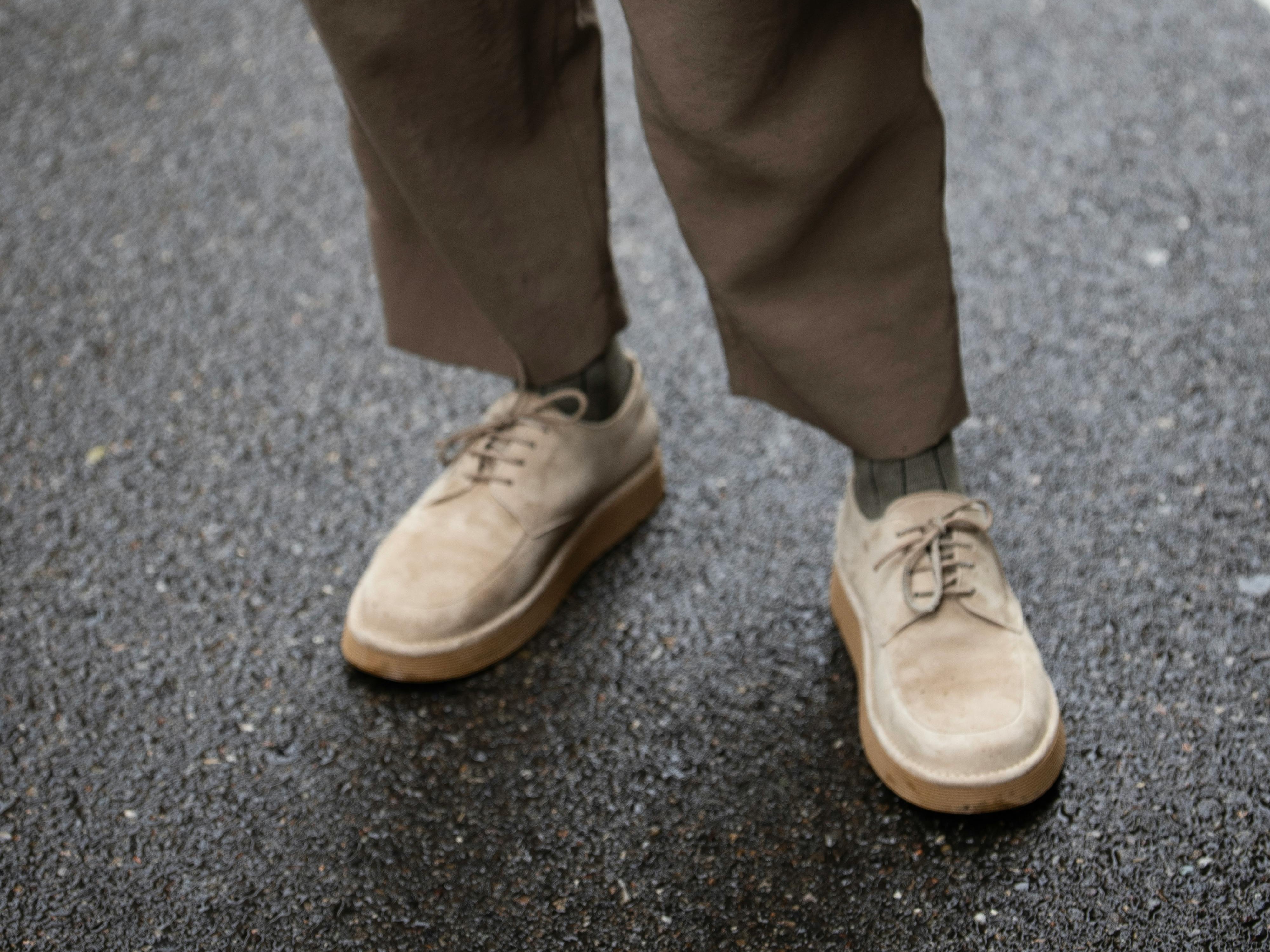 Kenapa Sepatu Suede Cepat Jelek Kalau Salah Perawatan?