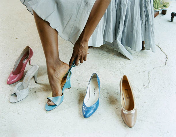 7 Tips Pakai Heels Agar Nyaman dan Tidak Gampang Jatuh, Pemula Wajib Tahu!