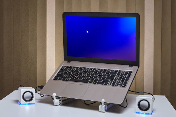 5 Alasan Kenapa Stand Laptop Penting untuk Kesehatan Postur Tubuh