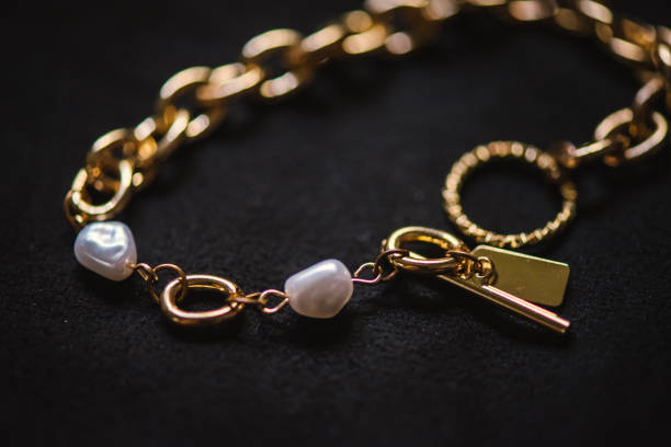 Tips Memilih Gelang dan Kalung Wanita Sesuai Gaya Berpakaian, Biar Penampilan Kamu Makin Ciamik!