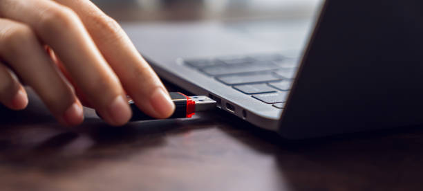 Begini Cara Memindahkan File di Laptop ke Flashdisk dengan Cepat