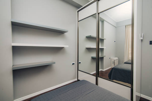 Tips Memilih Lemari Pakaian dengan Pintu Geser yang Awet dan Fungsional