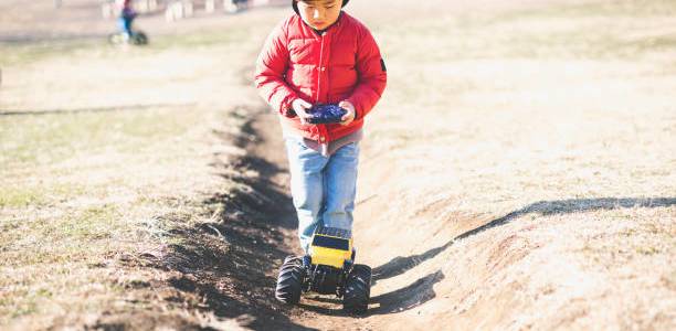 5 Alasan RC Car dan Mainan Kereta Api Jadi Hadiah Perfect Buat Anak Cowok