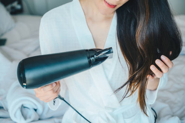 Tips Mengurangi Kerusakan Rambut Akibat Penggunaan Hair Dryer Setiap Hari