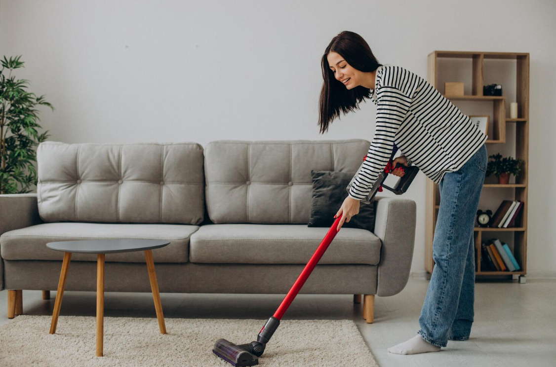 5 Tips Membersihkan Rumah dengan Cepat dan Efisien Buat Kamu yang Sibuk